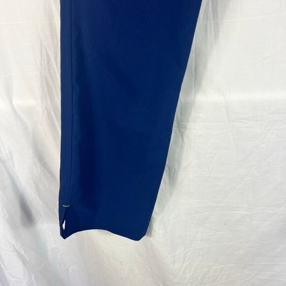 UA Scrubs Winter Snowflake Set Women's Small Top Pants Pockets Nursing Medical - Picture 10 of 10